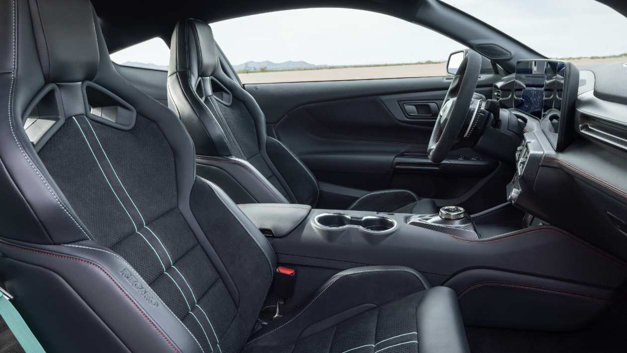 Ford_Mustang_DarkHorseSC_evo_05_ptdtfm.jpg