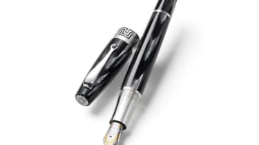 Motoring pen