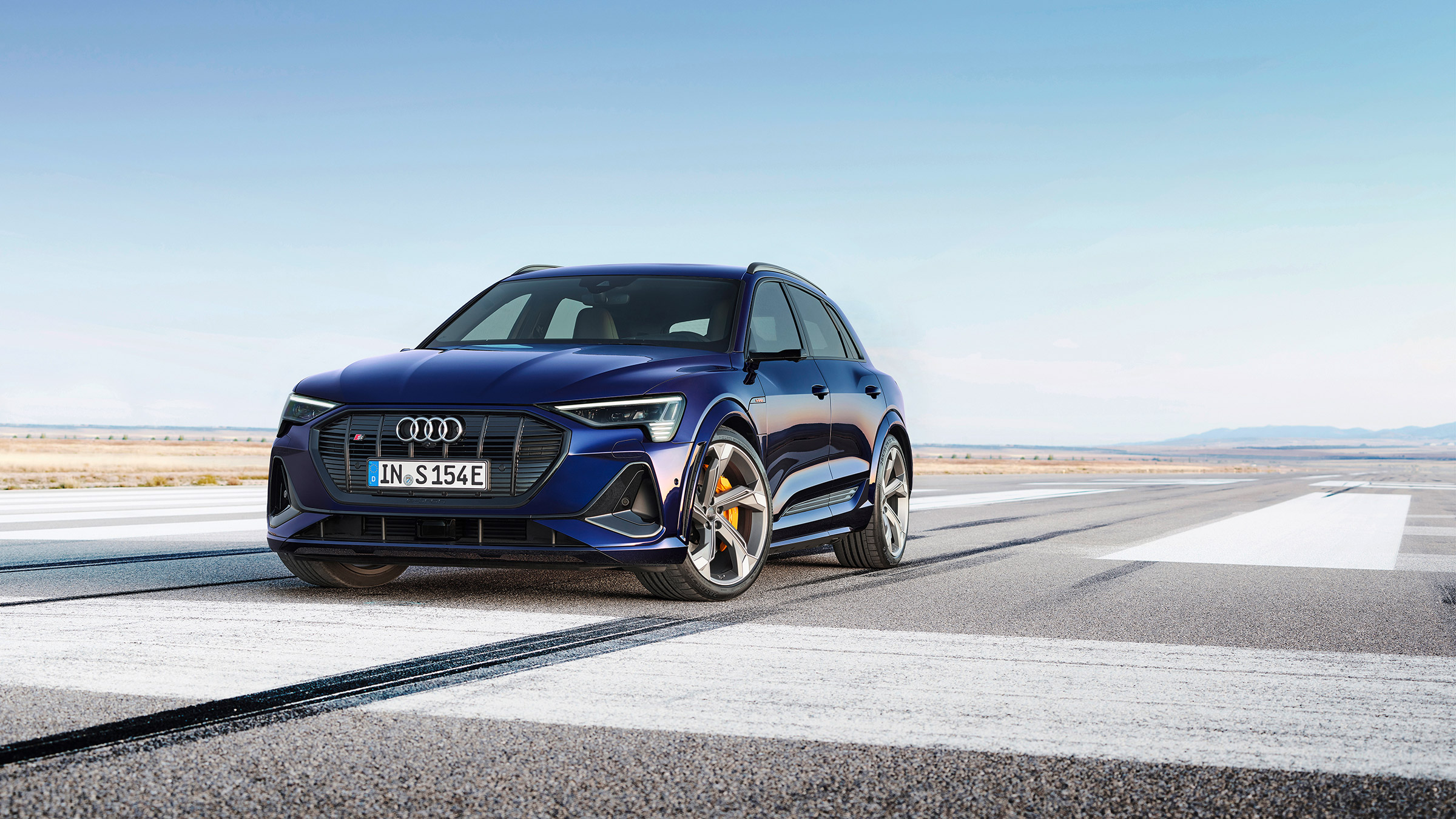 New 496bhp Audi e-tron S revealed – Audi’s first high-performance EV | evo