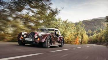 Morgan Plus Six – front tracking
