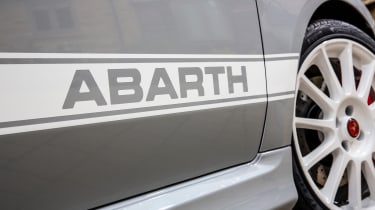 Abarth reveals 595 Esseesse