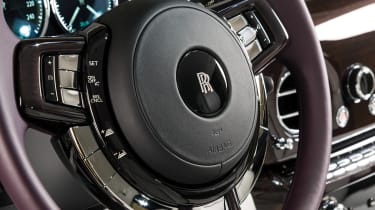 Rolls-Royce Phantom - steering wheel