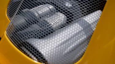Carrera GT engine