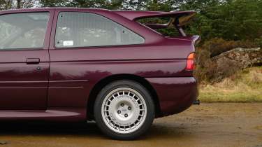 Ford Escort RS Cosworth side