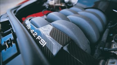 Audi RS4 engine