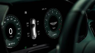  Aston Martin Apple CarPlay Ultra