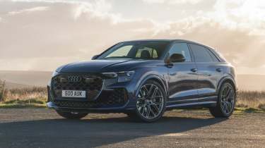 Audi RS Q8 – front