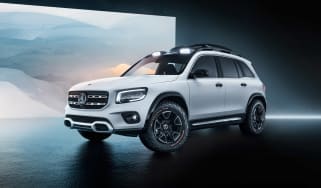 Mercedes GLB Concept - side