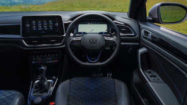Volkswagen T-Roc R – interior