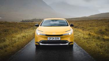 Toyota Prius – front