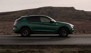 2024 Alfa Romeo Stelvio Quadrifoglio