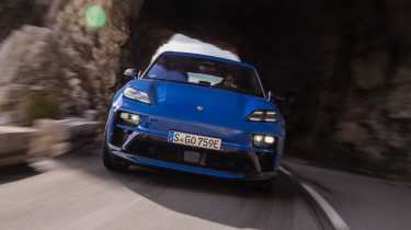 Porsche Macan GTS Electric – front