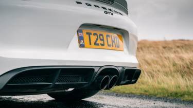 Porsche Cayman GT4 981