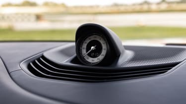 Porsche Taycan GTS 2022 review – dials