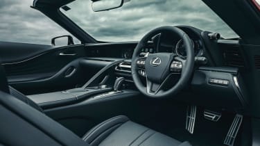 Lexus LC cabrio 22 – interior