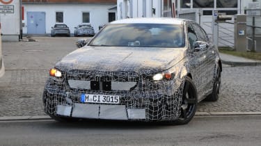 BMW M5 2024 prototype – turning