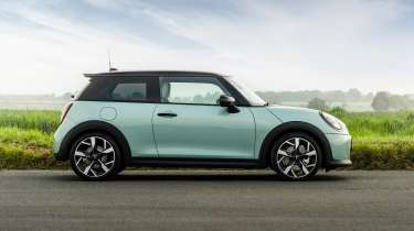 Mini Cooper S – side