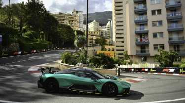 Aston Martin Valhalla