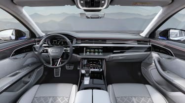 Audi S8 2022 FL – cabin