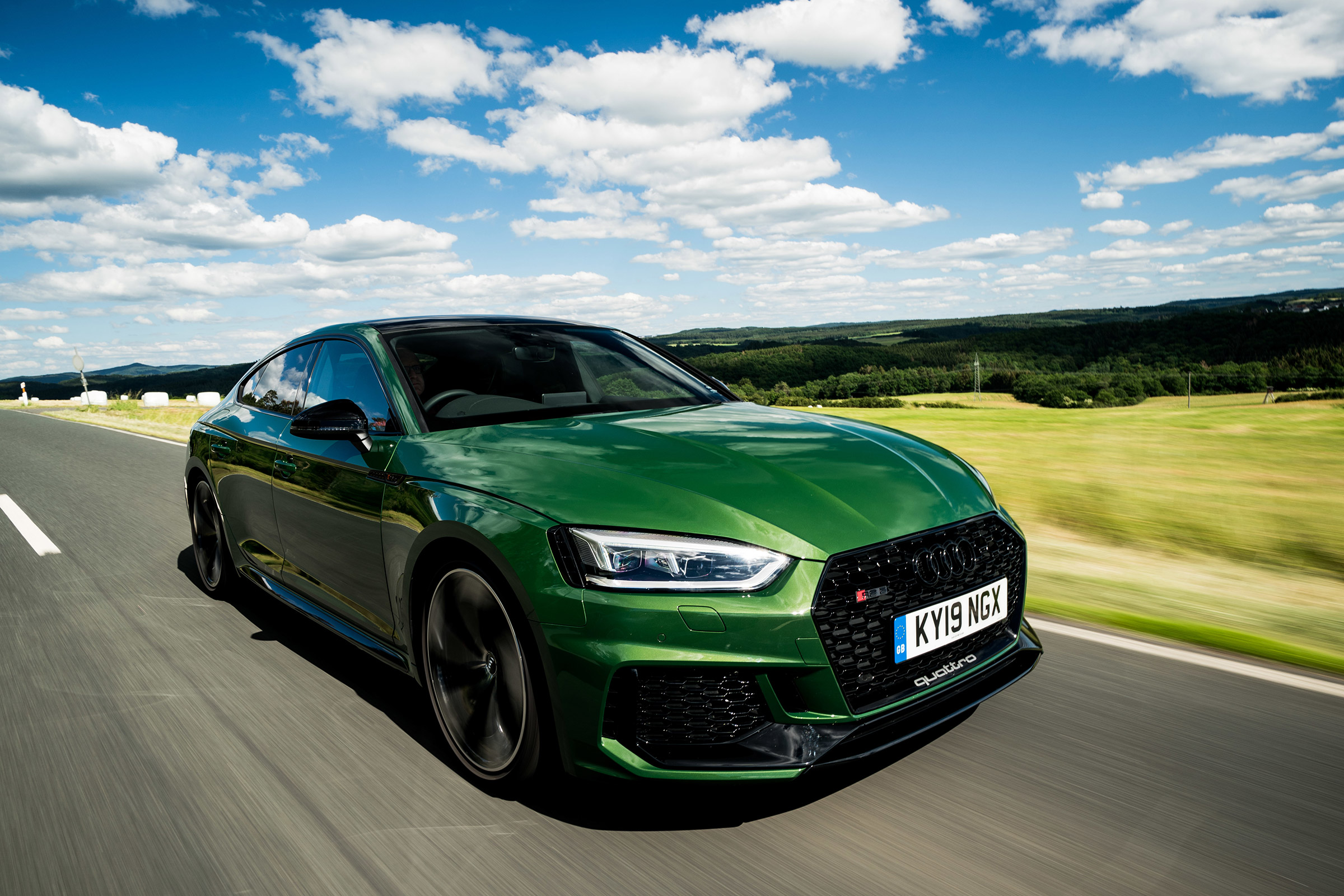 Audi RS5 Sportback review pictures evo