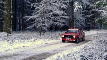 Ford Escort in snow