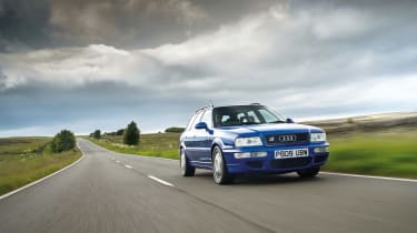 Audi RS2 - front driving