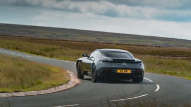 Aston Martin DB11 AMR – rear action