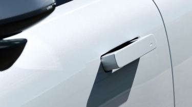 Polestar 4 details