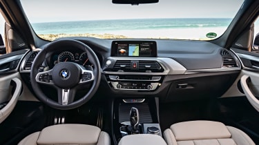 BMW X3 M40i - Interior