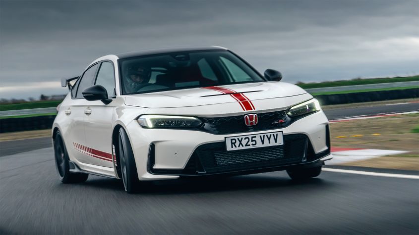 ホンダ・シビック タイプR (FL5, 2022 - 2026) レビュー：史上最高のホットハッチ