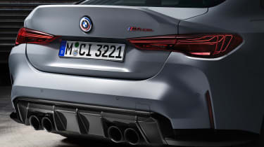 BMW M4 CSL – rear diffuser 