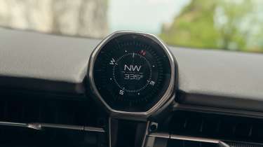 Maserati GranTurismo Trofeo interior clock