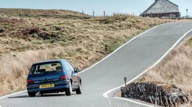 Renault Clio 16V