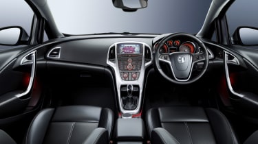 Vauxhall Astra 1.6 Turbo interior