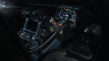 Ginetta Akula – interior