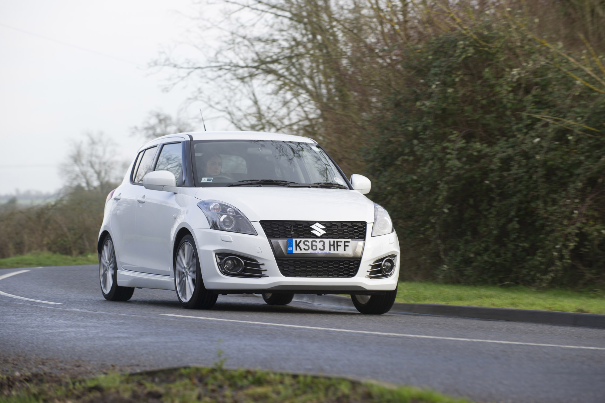  Car Reviews - The Suzuki Swift Sport Hybrid Review