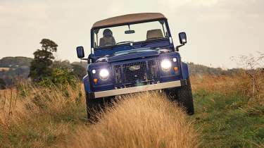 Kingsley Land Rover Defender V8