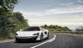 McLaren 570GT Sport Pack MY18 - front