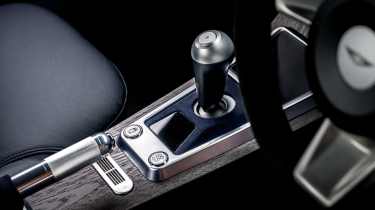 Morgan Supersport 400 shifter