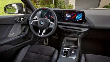 BMW M135 xDrive – interior