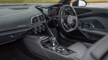 Audi R8 V10 - Interior