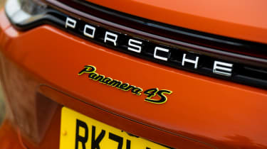 Porsche Panamera 4S EH – rear badge