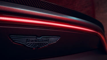 Aston Martin Vantage S details
