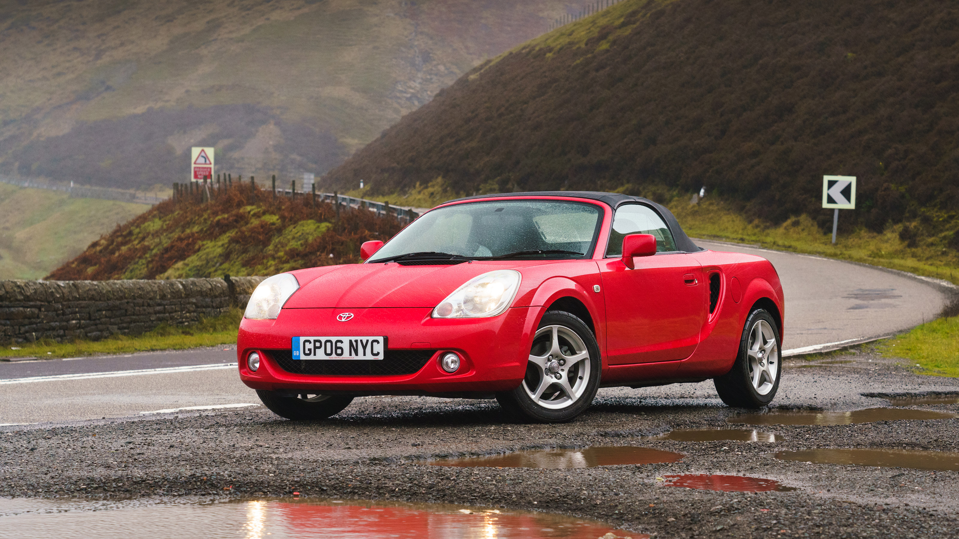 2003 toyota mr2 spyder hardtop