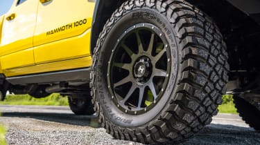 Hennessey Mammoth – tyres