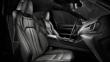 MY18 Maserati Levante - interior GS