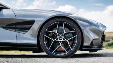 Aston Martin Vanquish – gen 3