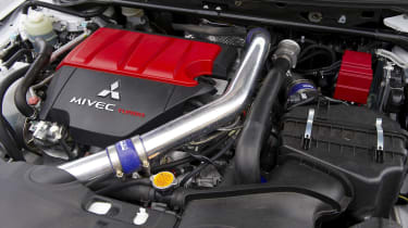 Mitsubishi Evo X FQ330 engine