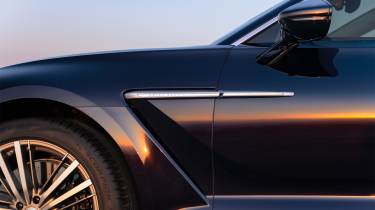 Aston Martin DBX GT