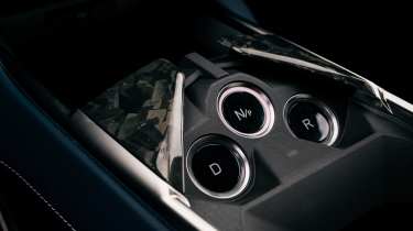 Alpine A390 drive selector